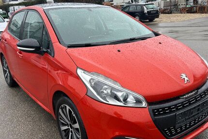 Peugeot 208 128.000 km 5.290 &euro; Waiblingen OT Hegnach 71334