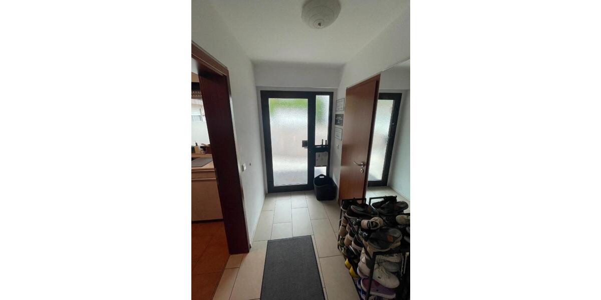 Reihenhaus Leonberg - 6 Zimmer, 169 m&sup2;, 1.850&euro; | Angebot:24248136