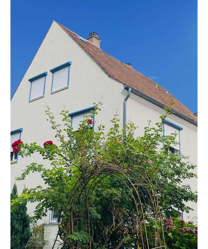 Haus zum Kaufen in Ludwigsburg 649.000 € 190 m²