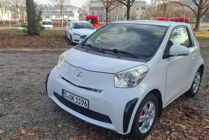 Toyota iQ 178.000 km 3.699 &euro; Stuttgart 70469