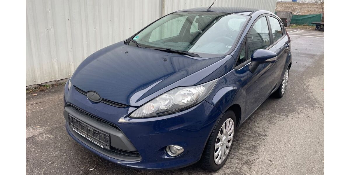 Ford Fiesta 146.000 km 2.490 &euro; Böblingen 71034