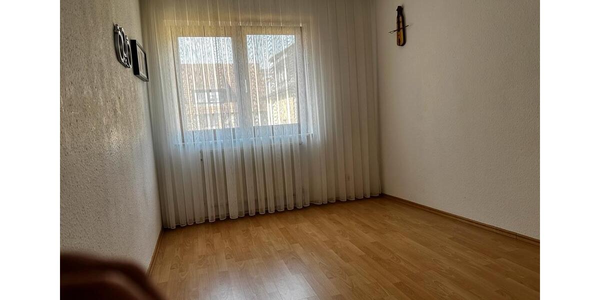 Erdgeschoßwohnung Remseck am Neckar - 3 Zimmer, 67 m&sup2;, 289.000&euro; | Angebot:25942102