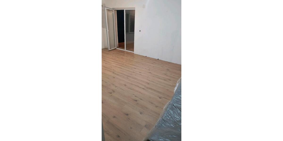 Etagenwohnung Mühlacker - 4 Zimmer, 125 m&sup2;, 63.000&euro; | Angebot:24469410