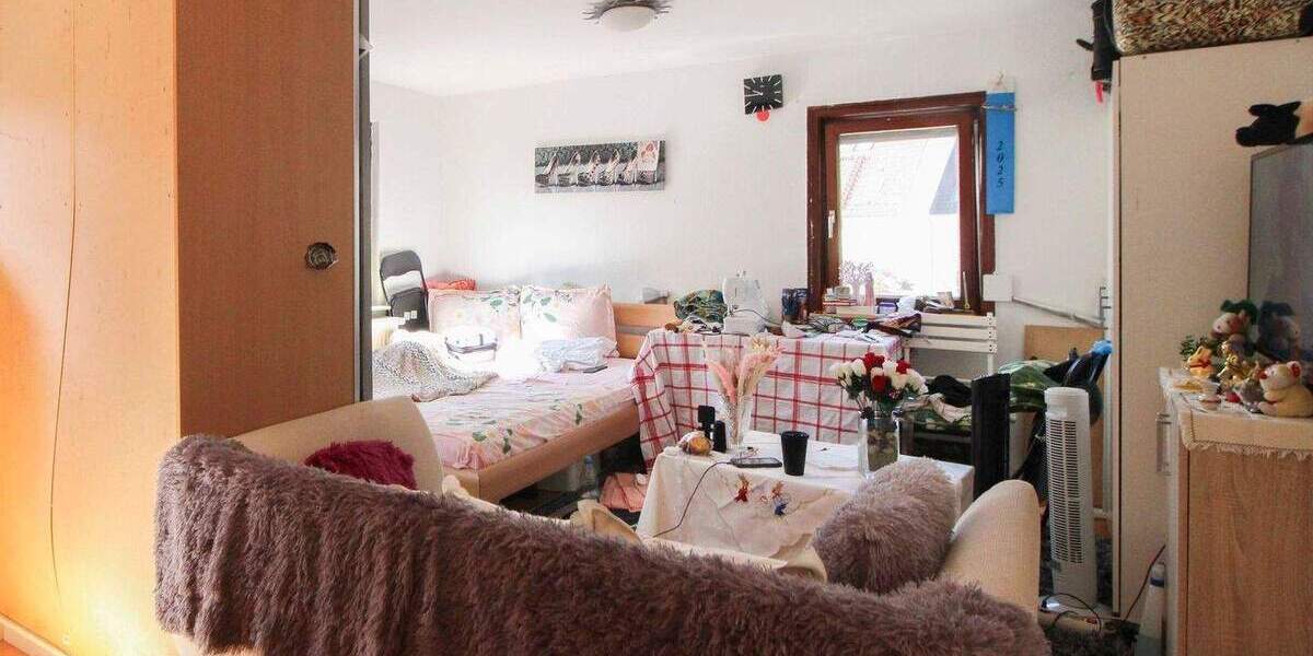 Doppelhaushälfte Stuttgart Weilimdorf - 7 Zimmer, 170 m&sup2;, 485.000&euro; | Angebot:25717817
