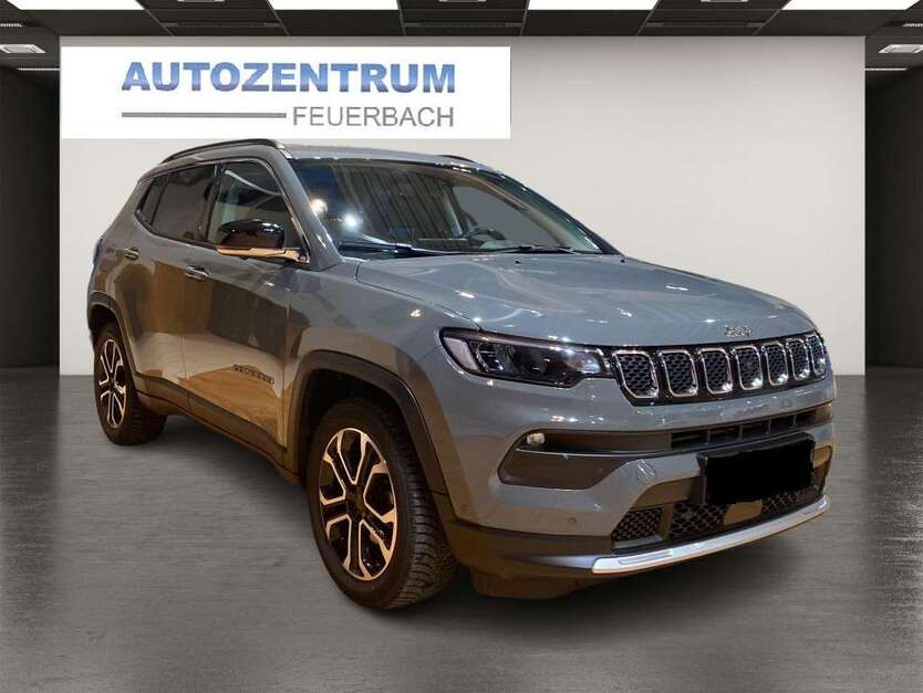 Jeep Compass 28.500 km 22.150 € Stuttgart 70469
