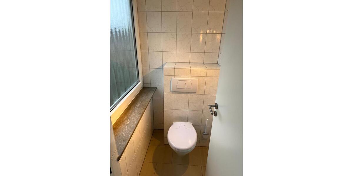 Etagenwohnung Ludwigsburg Oßweil - 2 Zimmer, 65 m&sup2;, 235.000&euro; | Angebot:24680852