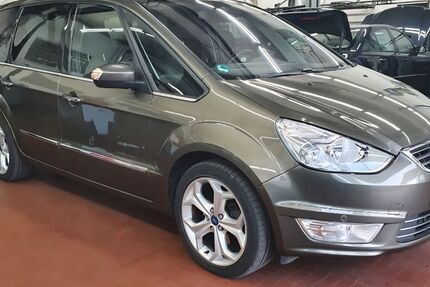 Ford Galaxy 235.000 km 12.500 € Ludwigsburg 71636