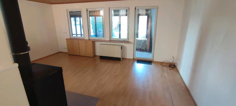 Doppelhaushälfte Bad Liebenzell - 4.5 Zimmer, 95 m&sup2;, 1.450&euro; | Angebot:27618976