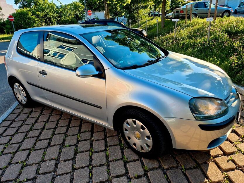 VW Golf 210.000 km 2.300 € Filderstadt 70794