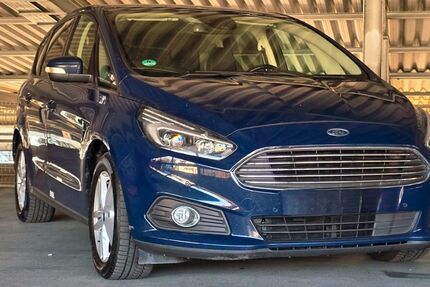 Ford S-Max 240.000 km 9.000 &euro; Stuttgart 70469