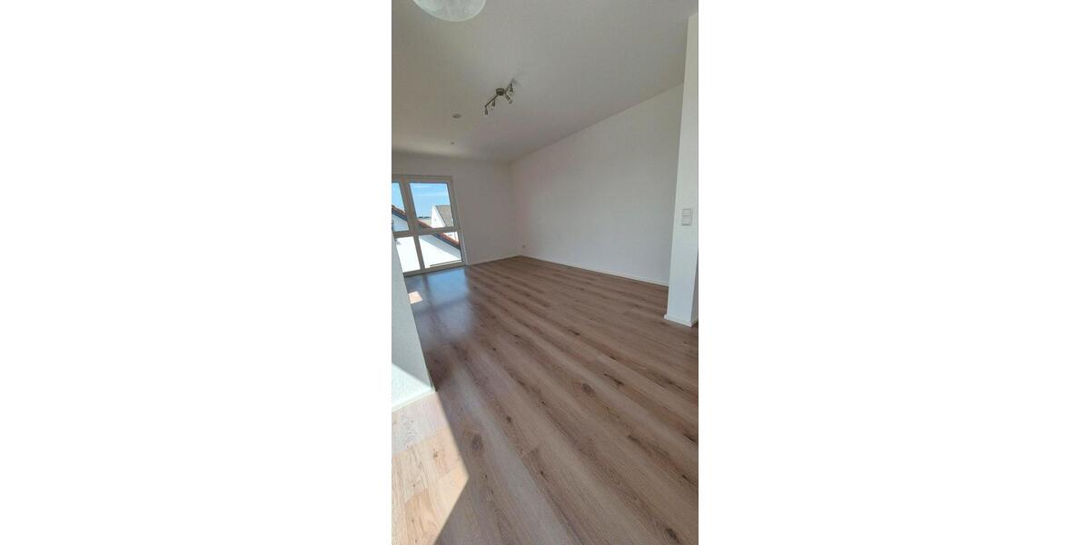 Maisonettenwohnung Pliezhausen - 3.5 Zimmer, 76 m&sup2;, 1.350&euro; | Angebot:27625109