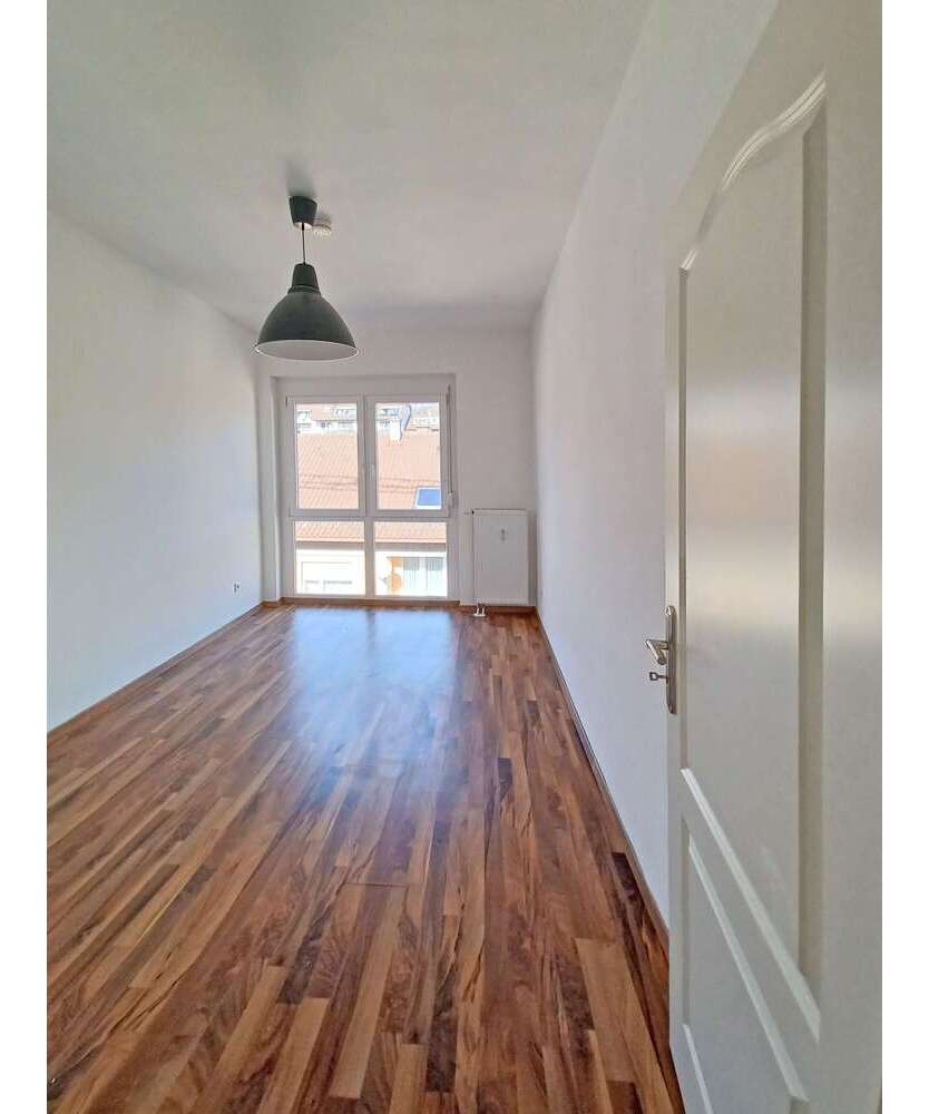 Wohnung zum Kaufen in Pforzheim 249.000 € 77 m²