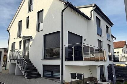 Haus Herrenberg - 6 Zimmer, 138 m&sup2;, 1.950&euro; | Angebot:26364288