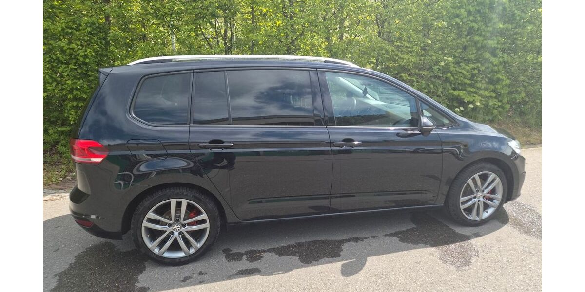 VW Touran 144.000 km 16.500 &euro; Calw-Hirsau 75365