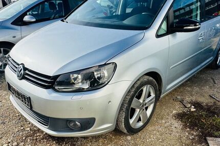 VW Touran 150.000 km 5.999 &euro; Filderstadt 70794