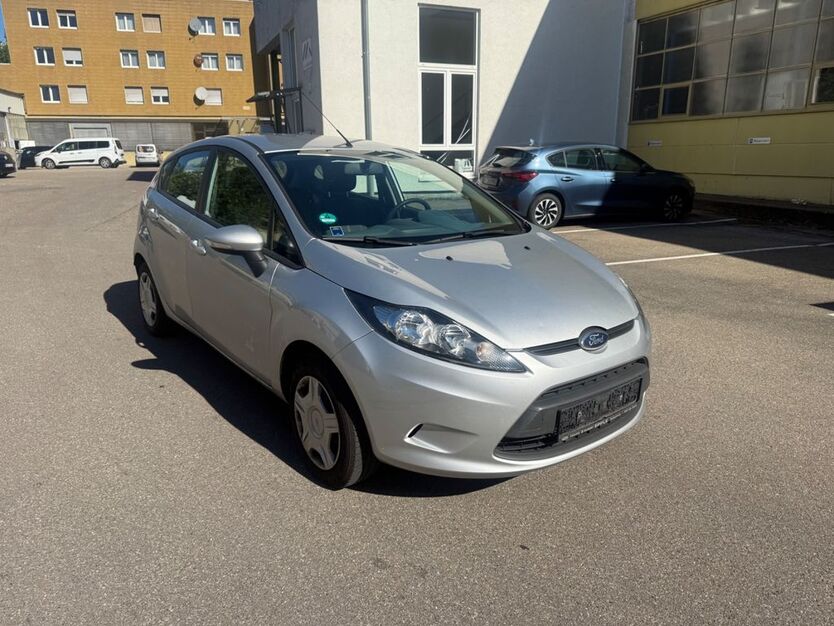 Ford Fiesta 156.000 km 2.450 € Möglingen 71696