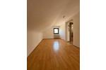 Dachgeschoßwohnung Waldenbuch - 2 Zimmer, 54 m&sup2;, 700&euro; | Angebot:26587026