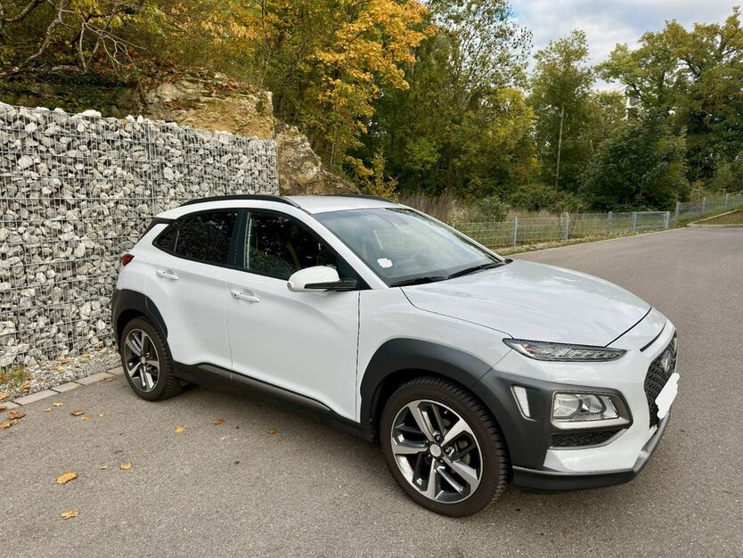Hyundai KONA 109.000 km 13.000 € Ludwigsburg 71638