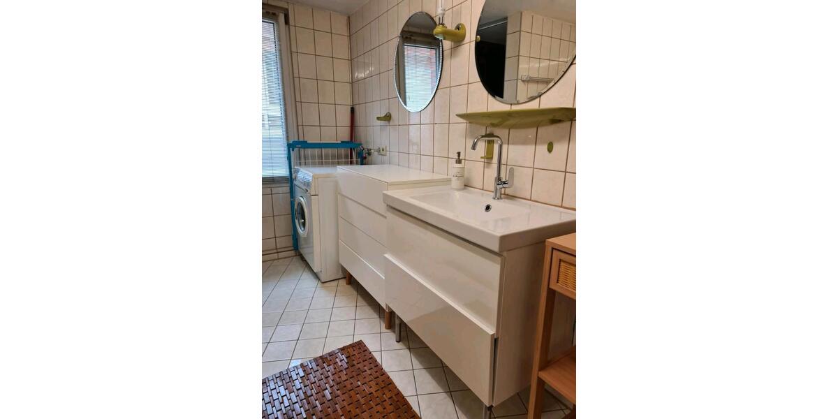 Etagenwohnung Stuttgart Bopser - 2 Zimmer, 65 m&sup2;, 1.230&euro; | Angebot:24682175