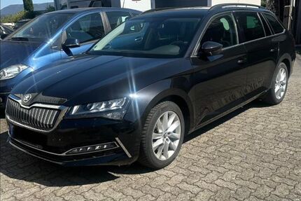 Skoda Superb 119.000 km 16.100 &euro; Reutlingen 72760