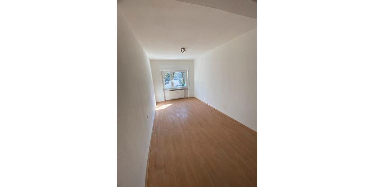 Erdgeschoßwohnung Pforzheim Eutingen - 2 Zimmer, 60 m&sup2;, 880&euro; | Angebot:25839368