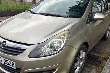Opel Corsa 125.000 km 2.100 &euro; Pforzheim 75177