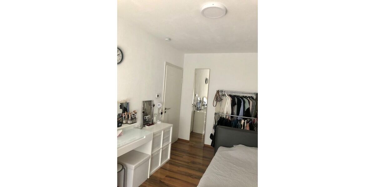 WG Zimmer Stuttgart Ost Wagenburgstr. - Etagenwohnung Stuttgart Bopser | Angebot:24555015