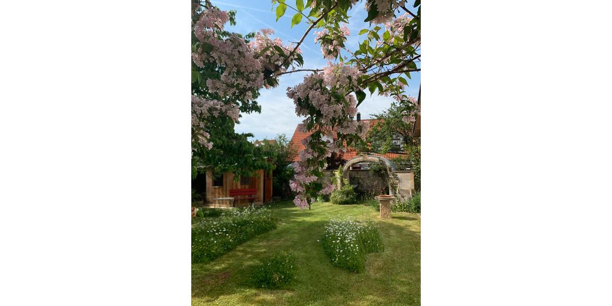 Einfamilienhaus Tübingen Derendingen - 6 Zimmer, 157 m&sup2;, 1.790&euro; | Angebot:24684627