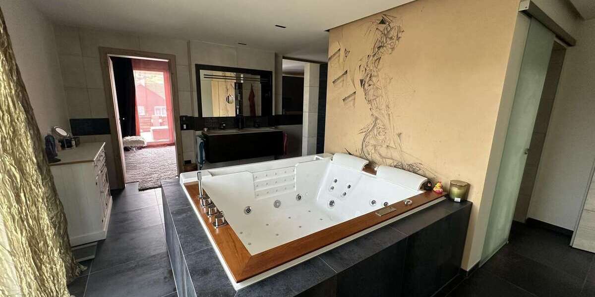 Etagenwohnung Gerlingen - 4.5 Zimmer, 266 m&sup2;, 1.825.000&euro; | Angebot:24790305