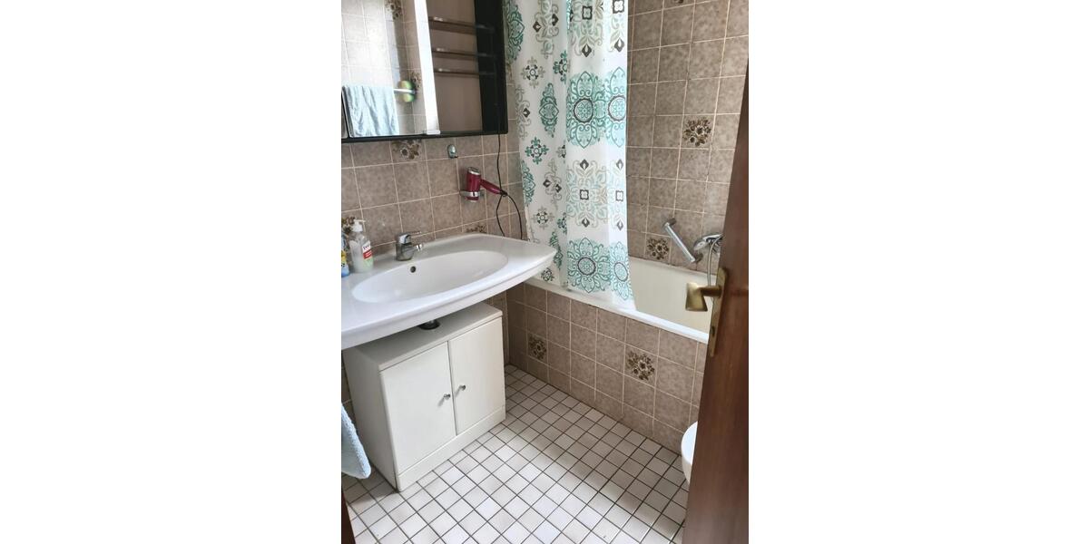 Erdgeschoßwohnung Böblingen Dagersheim - 4 Zimmer, 100 m&sup2;, 500&euro; | Angebot:24544206