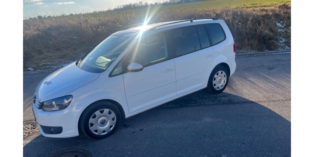 VW Touran 199.000 km 7.380 &euro; Ludwigsburg 71642