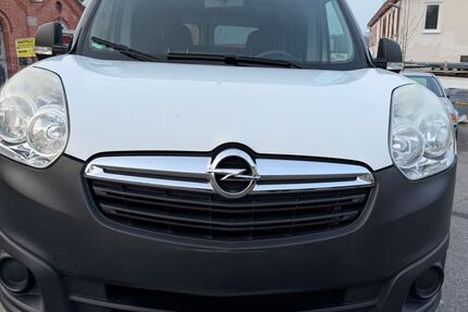 Opel Combo 84.598 km 7.700 &euro; Reutlingen 72760