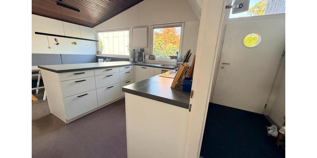 Einfamilienhaus Leonberg - 5 Zimmer, 165 m&sup2;, 2.700&euro; | Angebot:27617746