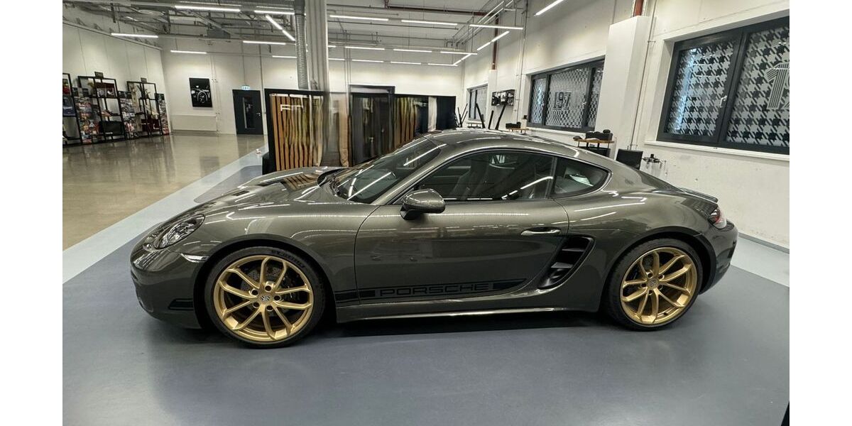 Porsche Cayman 4.500 km 72.900 &euro; Möglingen 71696