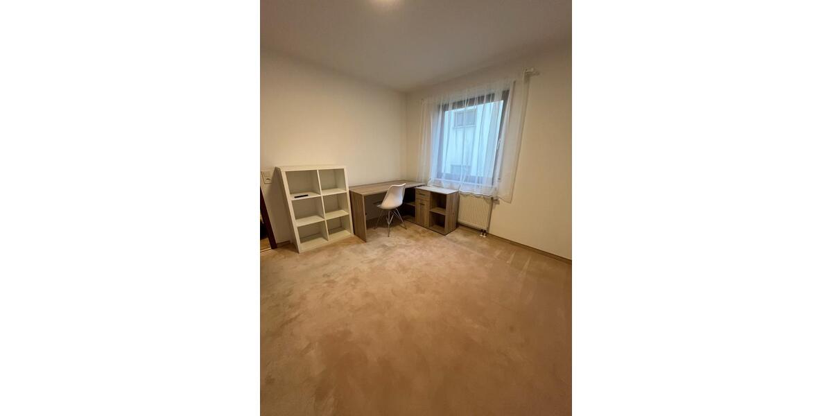 Etagenwohnung Sindelfingen Darmsheim - 3 Zimmer, 85 m&sup2;, 450&euro; | Angebot:24767522