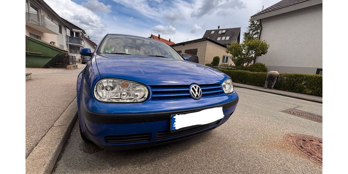 VW Golf 220.000 km 799 &euro; Ehningen 71139