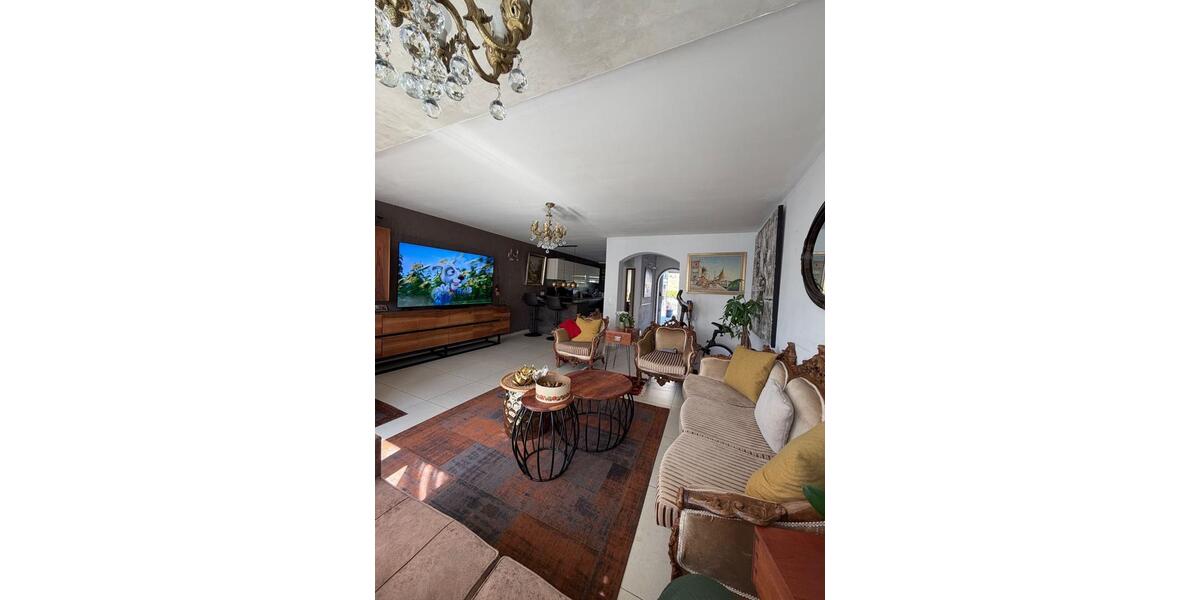Reihenhaus Großbettlingen - 6 Zimmer, 180 m&sup2;, 590.000&euro; | Angebot:26277893