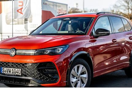 VW Tiguan 9.990 km 56.990 &euro; Stuttgart 70563