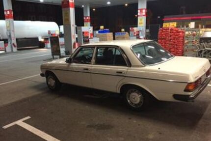 Mercedes-Benz E 230 112.000 km 16.990 € Magstadt 71106