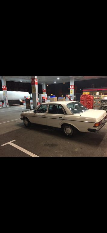 Mercedes-Benz E 230 112.000 km 16.990 € Magstadt 71106