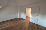 Dachgeschoßwohnung Ludwigsburg - 4 Zimmer, 97 m&sup2;, 1.315&euro; | Angebot:27608091