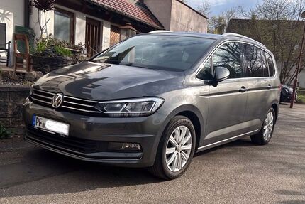 VW Touran 101.700 km 15.950 &euro; Wiernsheim 75446