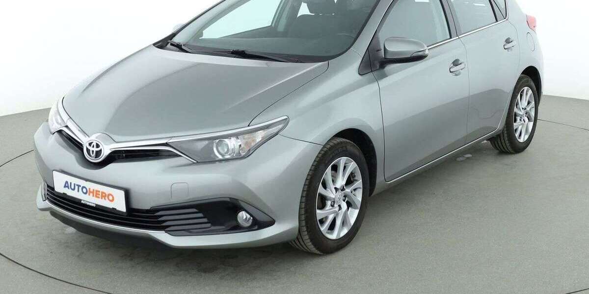 Toyota Auris 78.280 km 11.520 &euro; Stuttgart 70195