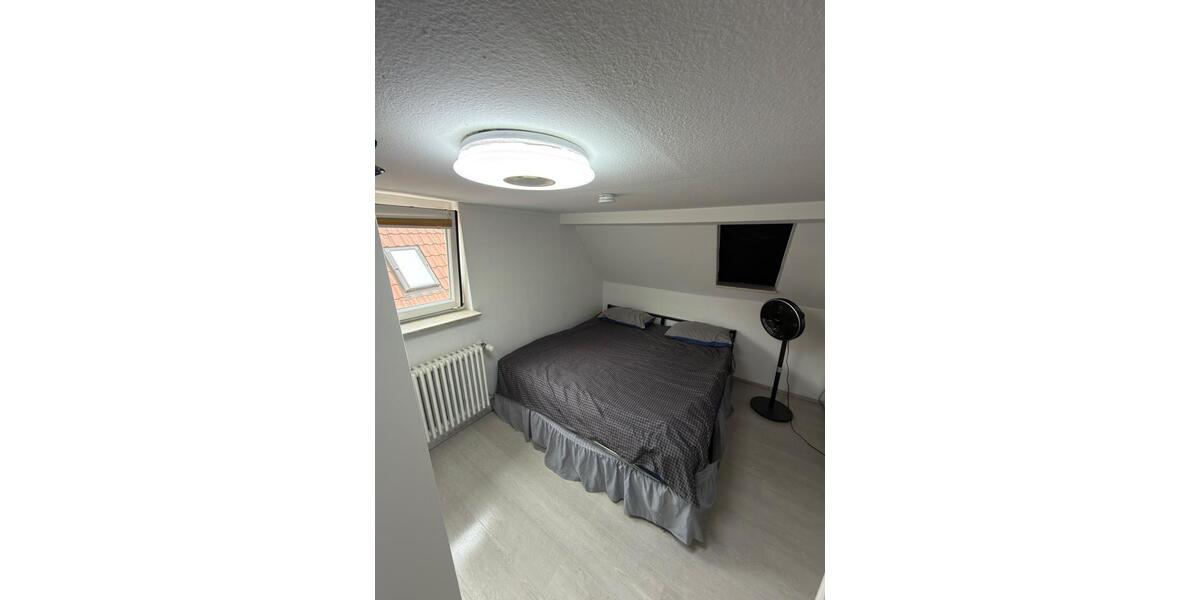 Dachgeschoßwohnung Reutlingen Sondelfingen - 2 Zimmer, 50 m&sup2;, 750&euro; | Angebot:27589481