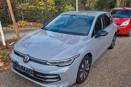VW Golf 14.000 km 22.950 € Pforzheim 75173
