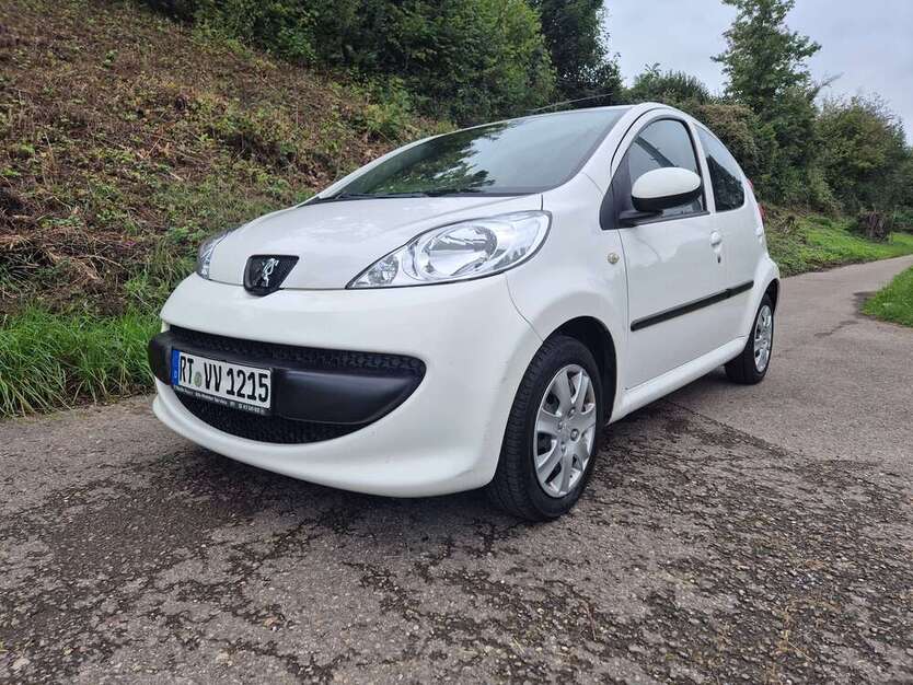 Peugeot 107 190.000 km 2.950 € Tuebingen 72072