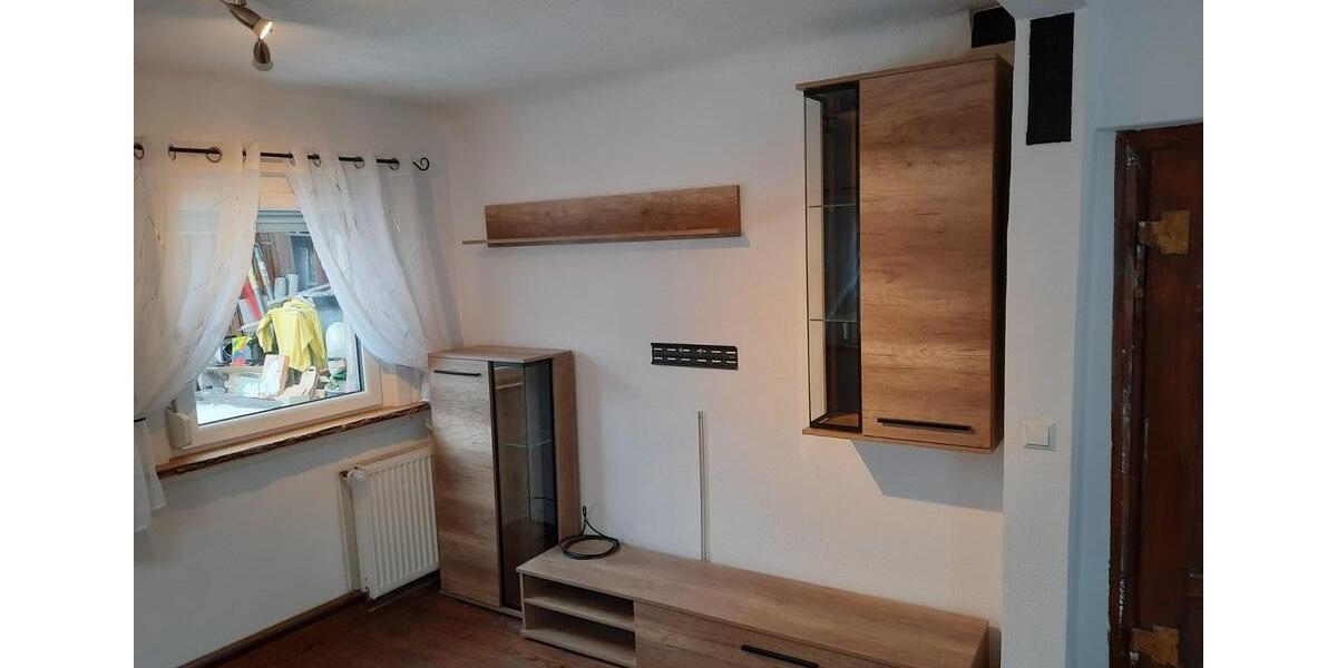 Einfamilienhaus Stuttgart Hedelfingen - 4 Zimmer, 60 m&sup2;, 1.300&euro; | Angebot:24665432