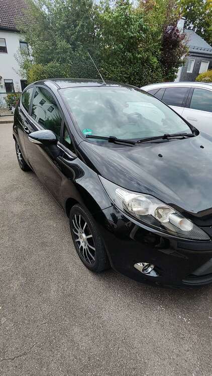 Ford Fiesta 155.560 km 1.650 € Aichtal 72631