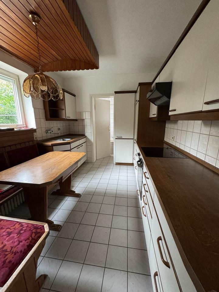 Ohne Makler! Gepflegte DHH mit ELW, großem Hobbyr. + Einzelgarage zimmer