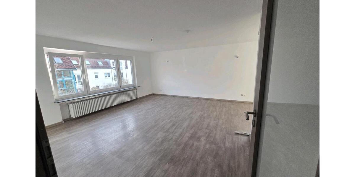 Etagenwohnung Gärtringen - 3.5 Zimmer, 100 m&sup2;, 1.500&euro; | Angebot:25432110